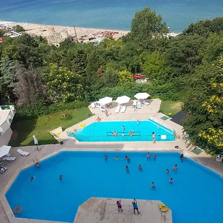 Magnolia 3*